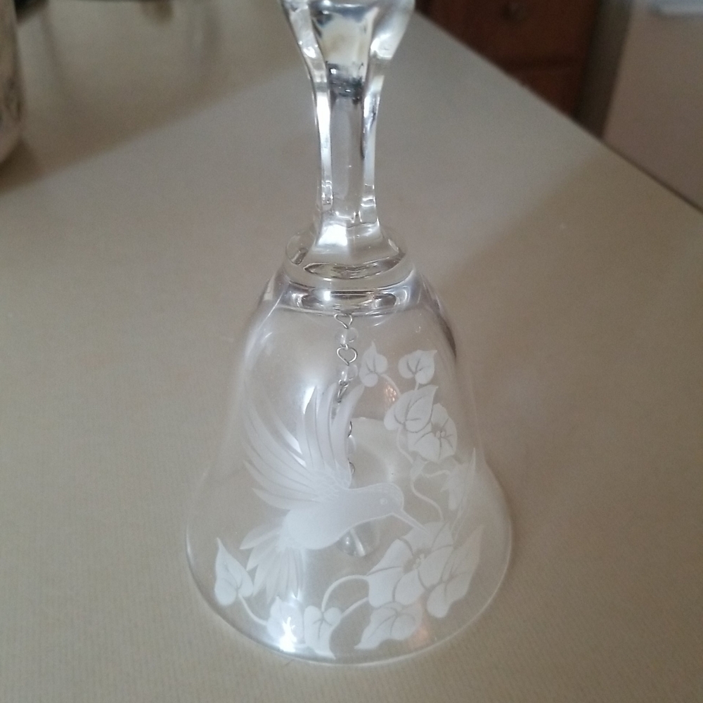 Avon Crystal Hummingbird Bell